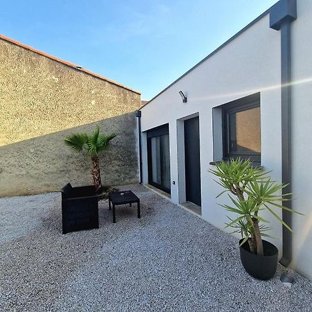 Plages Et Terres Bessan Exterior foto